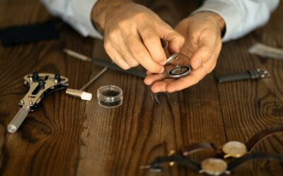 Les différences de temps de fabrication entre une montre industrielle et une montre artisanale.