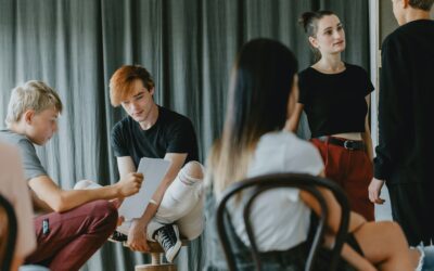 Les festivals de théâtre expérimental : découvrir les nouvelles formes de représentation théâtrale.